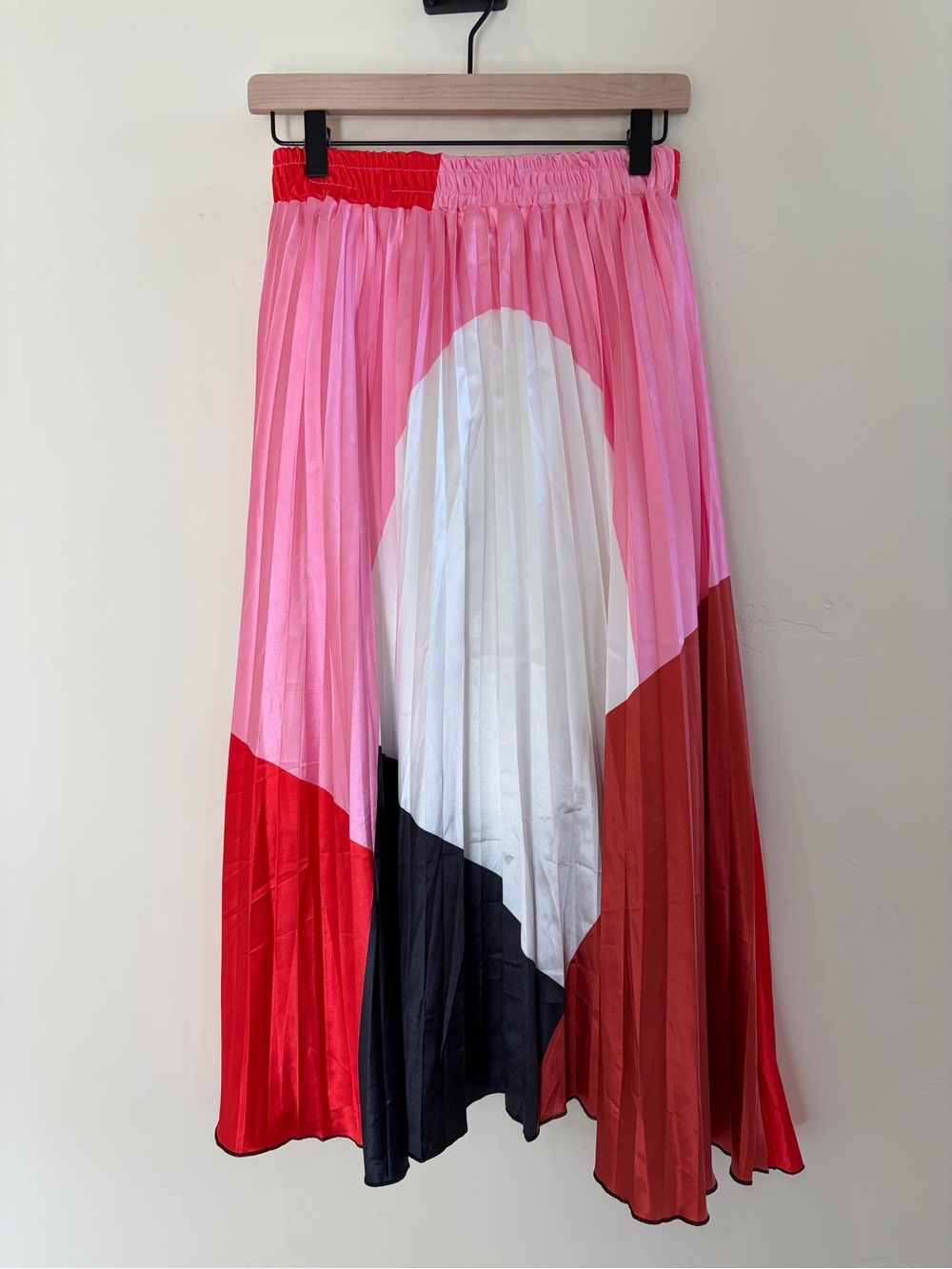 Pleated Colorblock Midi Skirt in Pink, Red and White